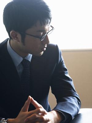電話カウンセリングを行う悩み相談施設